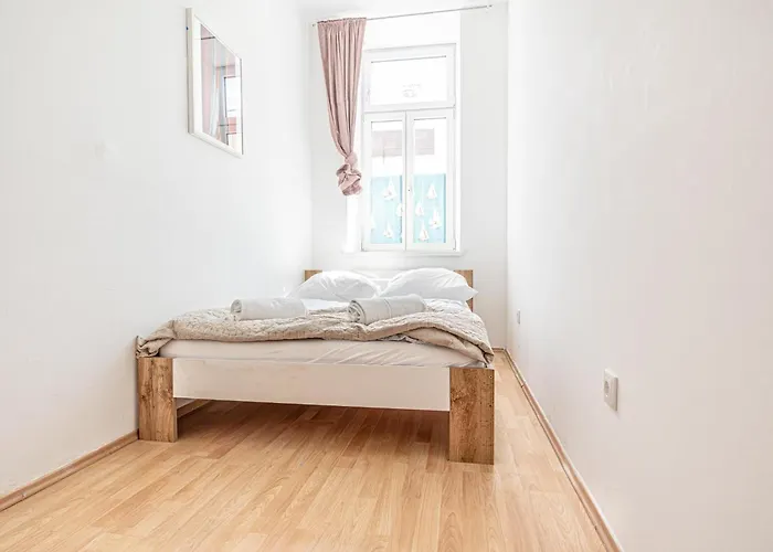 Elegant Private Near Danube With Garden Access Apartamento Viena