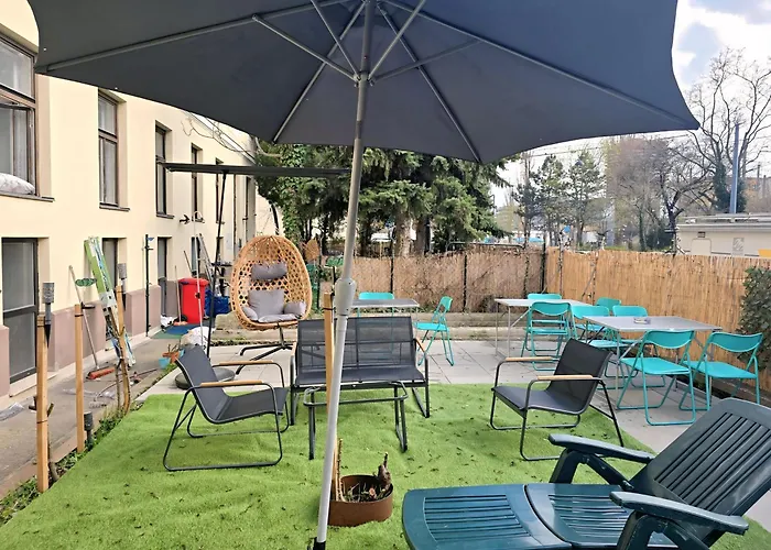 Elegant Private Near Danube With Garden Access Apartamento *