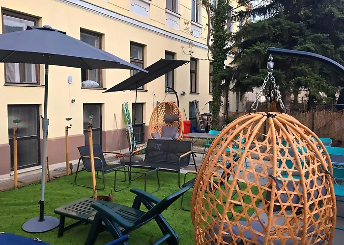 Elegant Private Near Danube With Garden Access Apartamento Viena